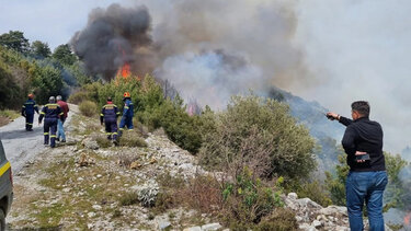 Μεγάλη φωτιά στη Σάμο: Εκκενώνεται οικισμός!