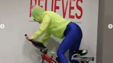 Η Ιωάννα Παλιοσπύρου γυμνάζεται και στέλνει μήνυμα ενδυνάμωσης