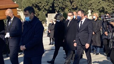 Σε στενό κύκλο η ταφή του Δημήτρη Κοντομηνά
