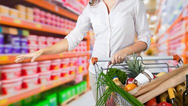 Έρχεται ηλεκτρονικό «φακέλωμα» αποθεμάτων - Βαριές καμπάνες για τεχνητές ελλείψεις