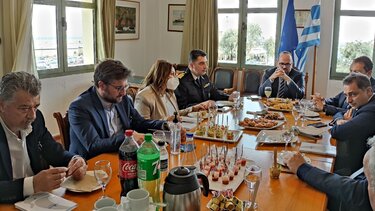 "Παράθυρο" για χρηματοδότηση έργων στο "τραπέζι" Μποκέα-Κουτουλάκη