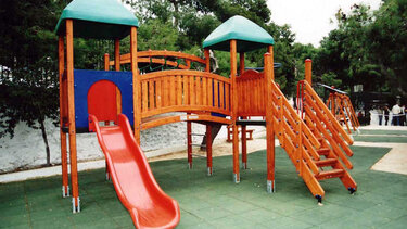 Ατύχημα σε παιδική χαρά – 5χρονος τραυματίστηκε από πτώση καγκελόπορτας