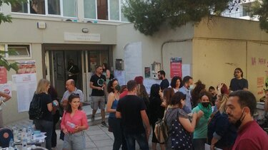 Μαζική η συμμετοχή στις εκλογές των δασκάλων- πρώτη δύναμη παραμένει η Ενωτική Κίνηση