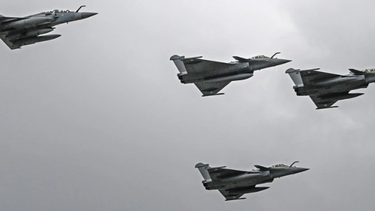 Η Yeni Safak κατηγορεί την Ελλάδα για παραβιάσεις του τουρκικού εναέριου χώρου