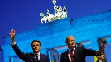 Συνάντηση Σολτς-Μακρόν: Ο πόλεμος στην Ουκρανία έχει σφυρηλατήσει και πάλι την Ευρώπη