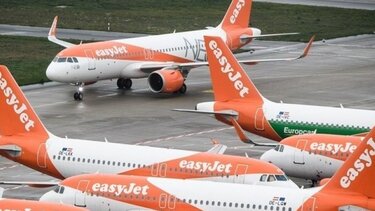  Η easyJet προχωρά σε περικοπή περισσότερων πτήσεων