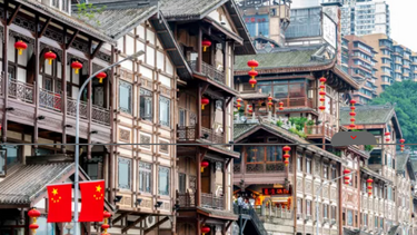 Απελπισμένος κατασκευαστής ακινήτων ανταλλάσσει σπίτια με...σιτάρι και σκόρδα