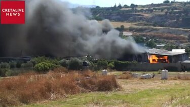 Υπό έλεγχο η φωτιά στις Μαλάδες - Ανυπολόγιστες οι ζημιές 