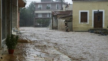 Μάνδρα: Βαριές ποινές φυλάκισης για τους καταδικασθέντες της φονικής πλημμύρας