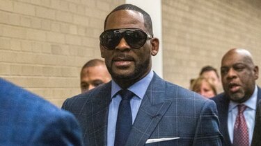 Σε κάθειρξη 30 ετών καταδικάστηκε ο R.Kelly