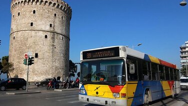 Κατέβηκε από το λεωφορείο και έκλαιγε μίαμιση ώρα – Σοκάρει ο πατέρας του 11χρονου