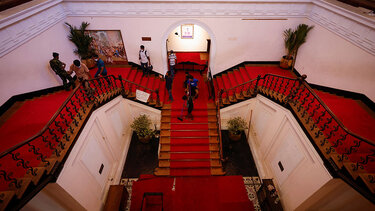 Σρι Λάνκα: Οι διαδηλωτές τερματίζουν την κατάληψη δημόσιων κτιρίων