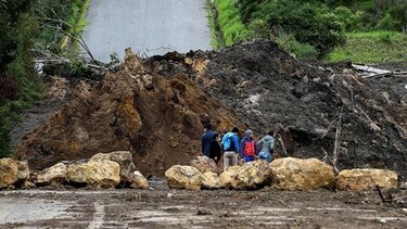 Κολομβία: Οκτώ παιδιά αγνοούνται έπειτα από κατολίσθηση που έπληξε το σχολείο τους
