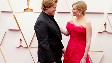 Ο «μυστικός» γάμος δύο οσκαρικών ηθοποιών: Η Kirsten Dunst παντρεύτηκε τον Jesse Plemons