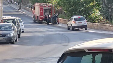 Η φωτιά στον κάδο κινητοποίησε την Πυροσβεστική