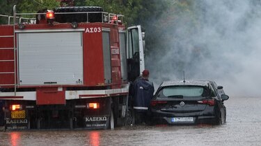 Βροχές και καταιγίδες αναμένονται και αύριο, Πέμπτη, σε μεγάλο μέρος της χώρας 