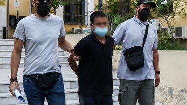 Γυναικοκτονία στην Κυψέλη: Ομολόγησε ότι το έκανε για 20.000 ευρώ αλλά αρνήθηκε ερωτική σχέση