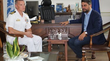 Στον Δήμαρχο Χανίων ο νέος Διοικητής της Αμερικανικής Ναυτικής Ευκολίας Σούδας