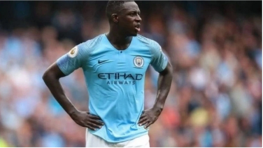  Ο Μεντί αθώωθηκε για μία από τις οκτώ κατηγορίες βιασμού