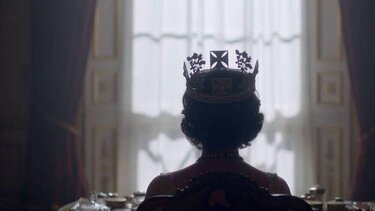 The Crown: Ανακοινώθηκε η πρεμιέρα του 5ου κύκλου