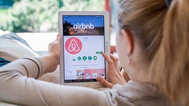 Oι κορυφαίοι του airbnb - Ποιες εταιρείες ξεχώρισαν 