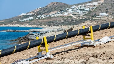 ΑΔΜΗΕ: Ξεκινά η κατασκευή των καλωδίων για την ηλεκτρική διασύνδεση Φολεγάνδρου-Μήλου - Σερίφου