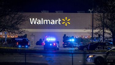 Μέχρι και 10 οι νεκροί από τα πυρά στο Walmart – Ο διευθυντής ίσως είναι ο δράστης