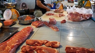 Άγριος ξυλοδαρμός κρεοπώλη που ζήτησε τα χρωστούμενα από δύο αδέλφια