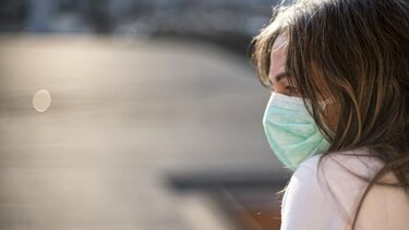 Μαγιορκίνης για έξαρση Covid: Έφτασε η παραλλαγή FLiRT