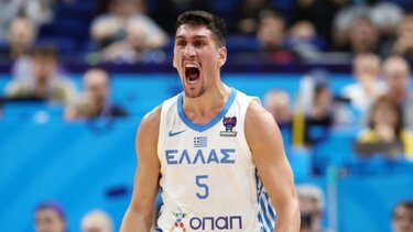 Ελληνική ψυχή και Εθνική πρόκριση στο Παγκόσμιο Κύπελλο!