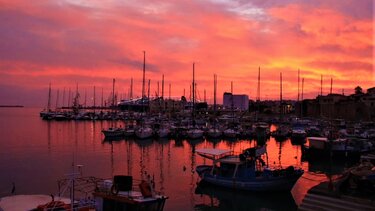 Χίλια καλώς μας όρισες Δεκέμβρη αγαπημένε…