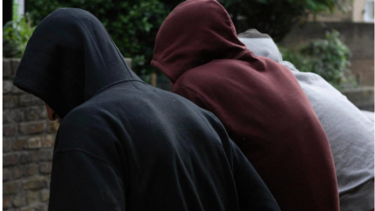 Υπόθεση “Γιακουμάκη” στον Βόλο– Δέσανε 12χρονο και τον έκαψαν με τσιγάρα