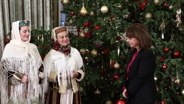 Σακελλαροπούλου: Αυτές τις μέρες η σκέψη μας είναι στραμμένη στα παιδιά της Ουκρανίας