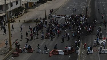 Περού: Διαδηλωτές εγκλωβίζουν, χωρίς τρόφιμα και νερό, τουρίστες σε ορεινό χωριό για περισσότερες από 48 ώρες