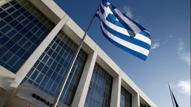 Συνταγματολόγοι κατά Τζανερίκου για το κόμμα Κασιδιάρη