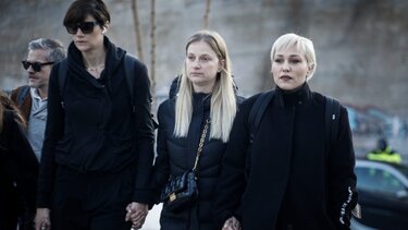 Δίκη Φιλιππίδη: «Βλέπει» οργανωμένο σχέδιο και επιχειρεί να αποδομήσει τις σοβαρές καταγγελίες