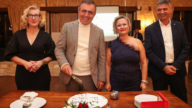 Κέφι, χορός και λάμψη στην εκδήλωση του Ομίλου της Ιατρικής Φροντίδας Κρήτης 