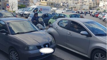 Το αδιαχώρητο στη λαϊκή του Σαββάτου - Παράπονα και αγανάκτηση