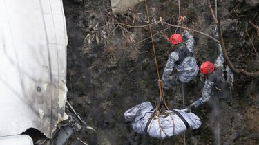 Συντριβή αεροπλάνου στο Νεπάλ: Τα πρόσωπα της τραγωδίας