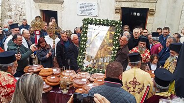 Γιόρτασε στα "λευκά" ο Κρουσώνας τον Άγιό του