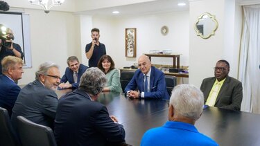 Η επίσκεψη Δένδια στην Τζαμάικα και η αναφορά στη Σητεία! 