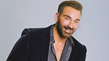 Ατζούν Ιλιτζαλί: Έστειλε εξώδικο στον Nίκο Κοκλώνη 