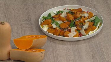 Ελληνική κολοκύθα ψητή με σιρόπι πορτοκάλι και γραβιέρα