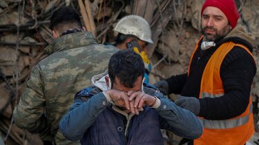 Κίνδυνος για τις σεισμόπληκτες περιοχές της Τουρκίας η χολέρα και η ηπατίτιδα