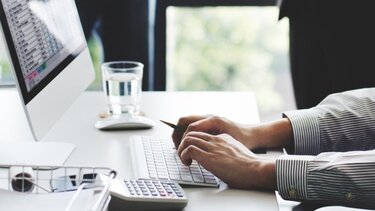 Ειδικό μπόνους παραγωγικότητας στους δημόσιους υπαλλήλους – Ποιους αφορά