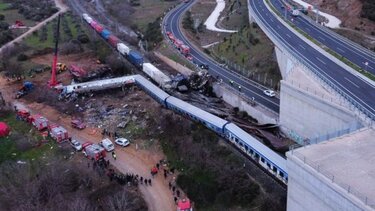 Στο φως οι διάλογοι της ντροπής στην τραγωδία των Τεμπών