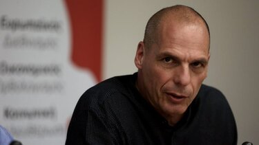 Βαρουφάκης: «Είμαστε ένα κράτος εν δυνάμει υπό κατοχή» 