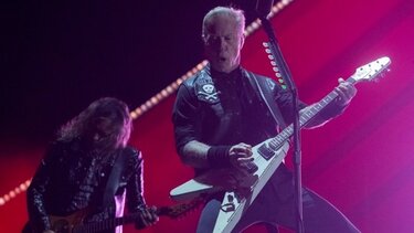 Οι Metallica κάνουν δωρεά 150.000 δολαρίων για πληγέντες από σφοδρές καταιγίδες