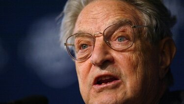 Τζορτζ Σόρος: Παραχωρεί τα ηνία της αυτοκρατίας του στον γιο του Αλεξάντερ