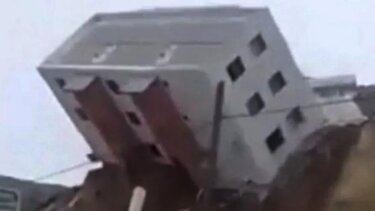 Σοκαριστικό video: Η στιγμή που κατέρρευσε κτίριο στο Μεξικό!